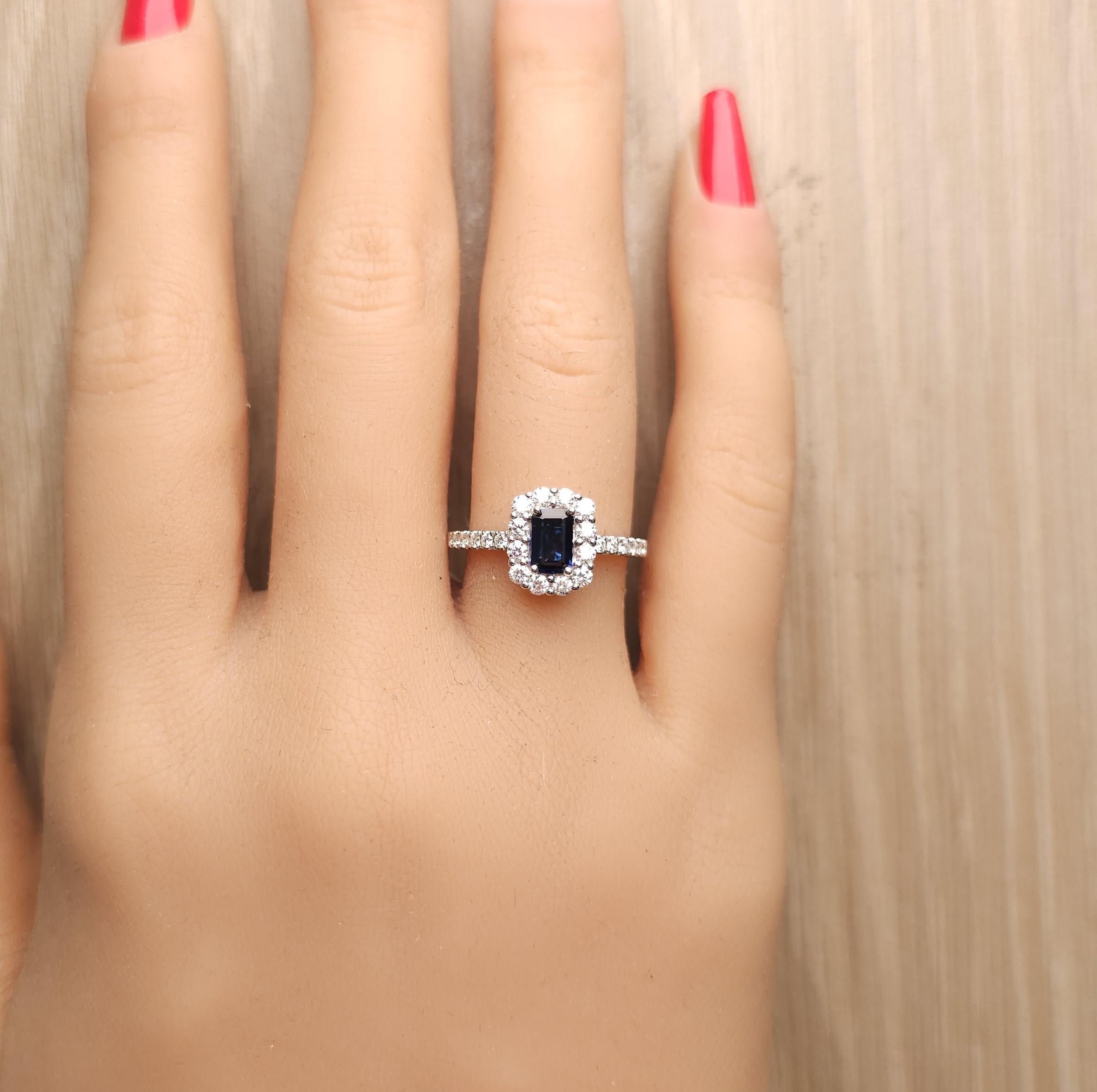 Bague cocktail en or 1.17 carats TW, saphir émeraude bleue naturelle et diamant blanc Neuf - En vente à New York, NY