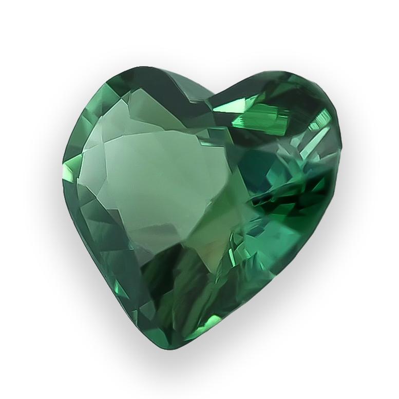 Découvrez la beauté enchanteresse de ce saphir naturel bleu-vert, pesant 1,21 carats. Avec sa forme de cœur unique et sa couleur captivante, cette pierre précieuse est un choix romantique et élégant pour les bijoux personnalisés ou comme ajout