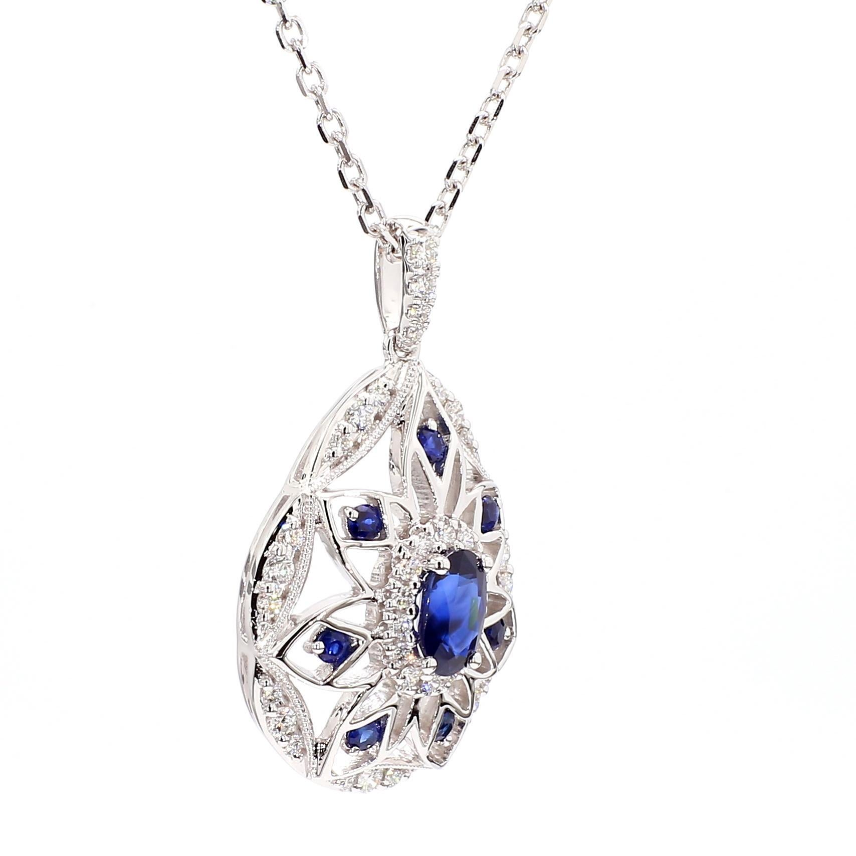 Taille ovale Pendentif en or avec saphir ovale bleu naturel et diamant blanc de 1.08 carat poids total en vente