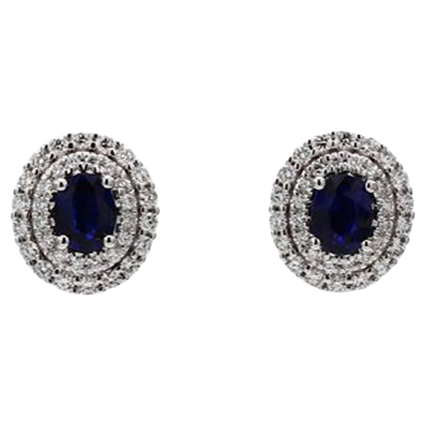 Natürlicher blauer ovaler Saphir und weißer Diamant 1,39 Karat TW Gold-Ohrstecker