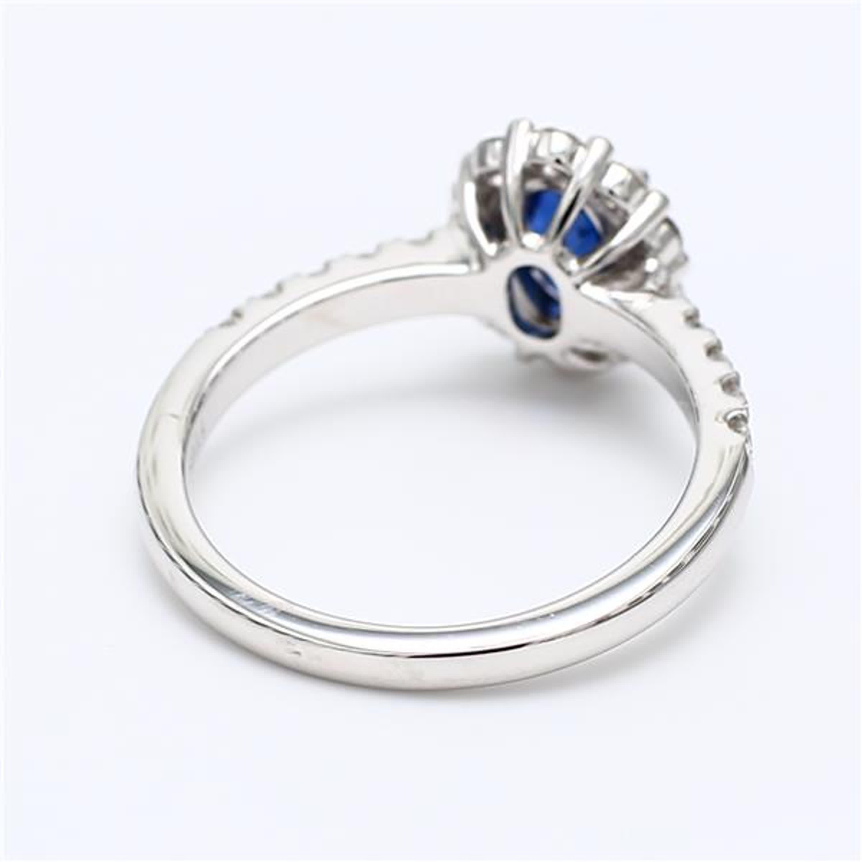 Natural Blue Oval Sapphire and White Diamond 1.59 Carat TW Gold Cocktail Ring In New Condition For Sale In New York, NY