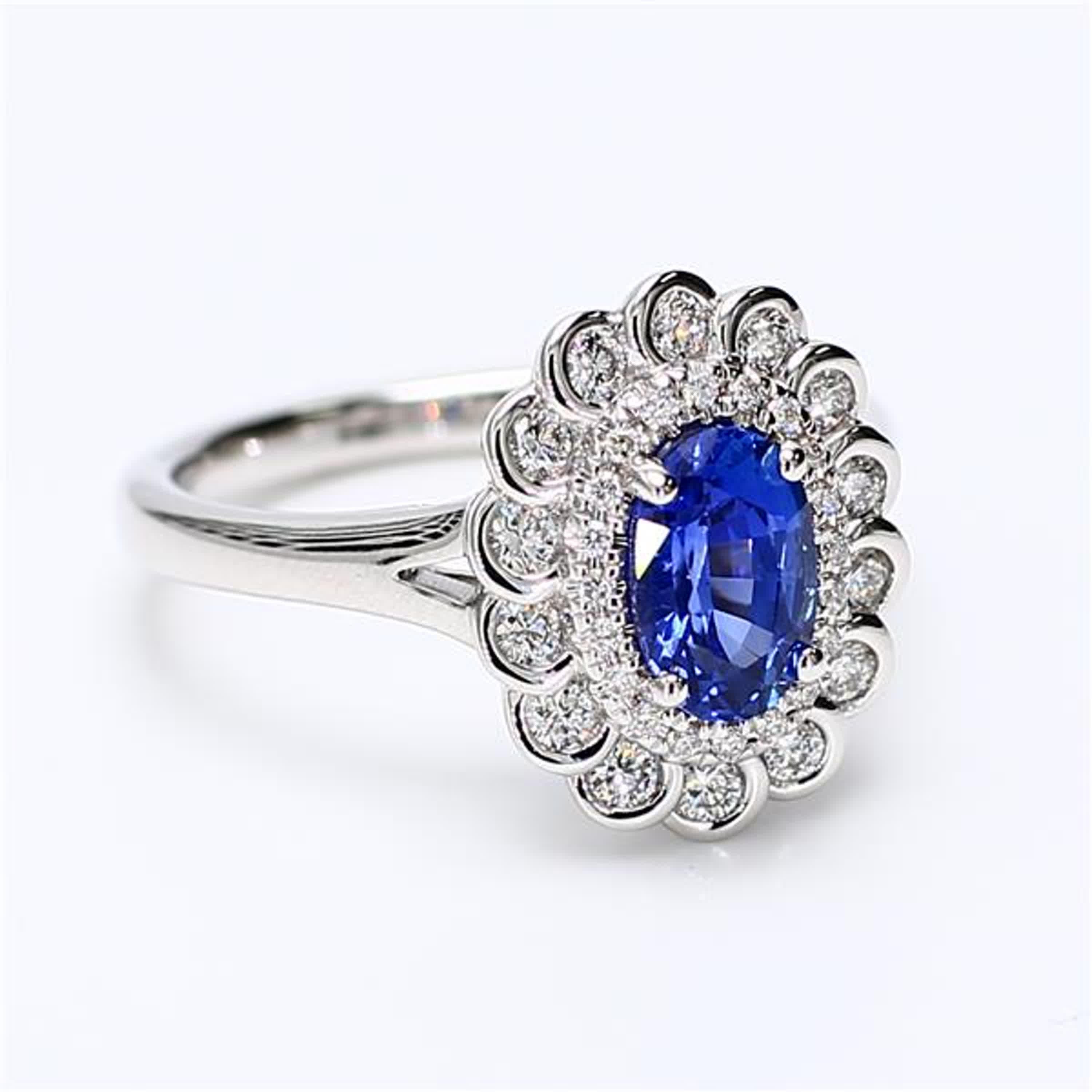 Natural Blue Oval Sapphire and White Diamond 1.62 Carat TW Gold Cocktail Ring For Sale 1