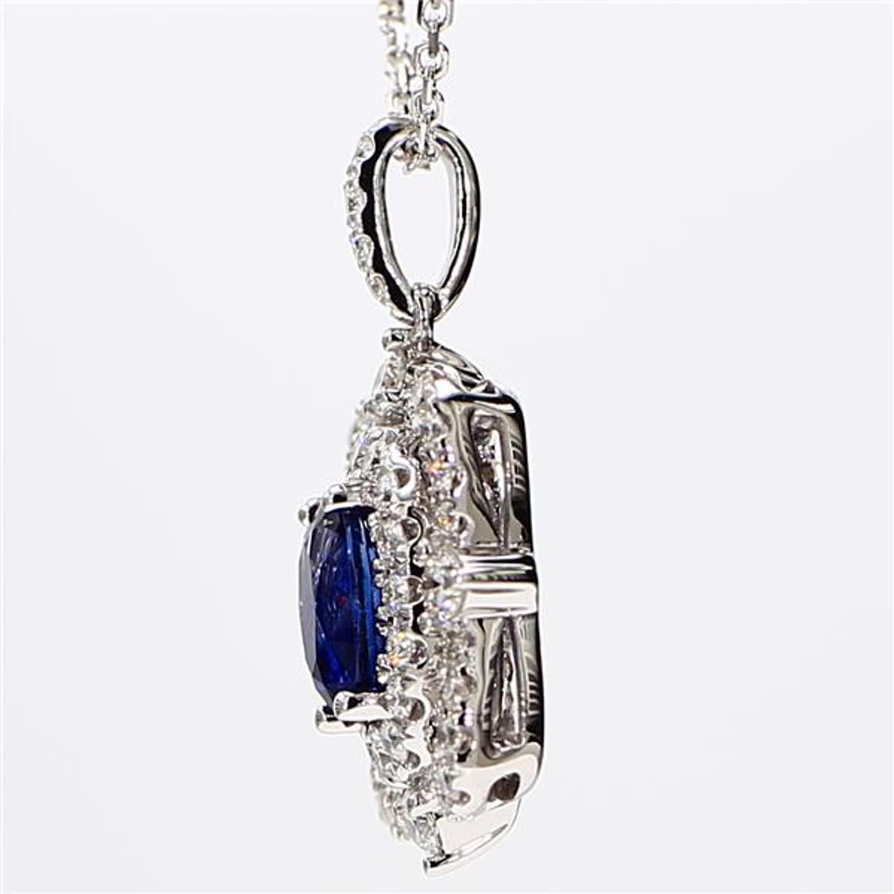 Contemporary Natural Blue Oval Sapphire and White Diamond 1.64 Carat TW White Gold Pendant For Sale