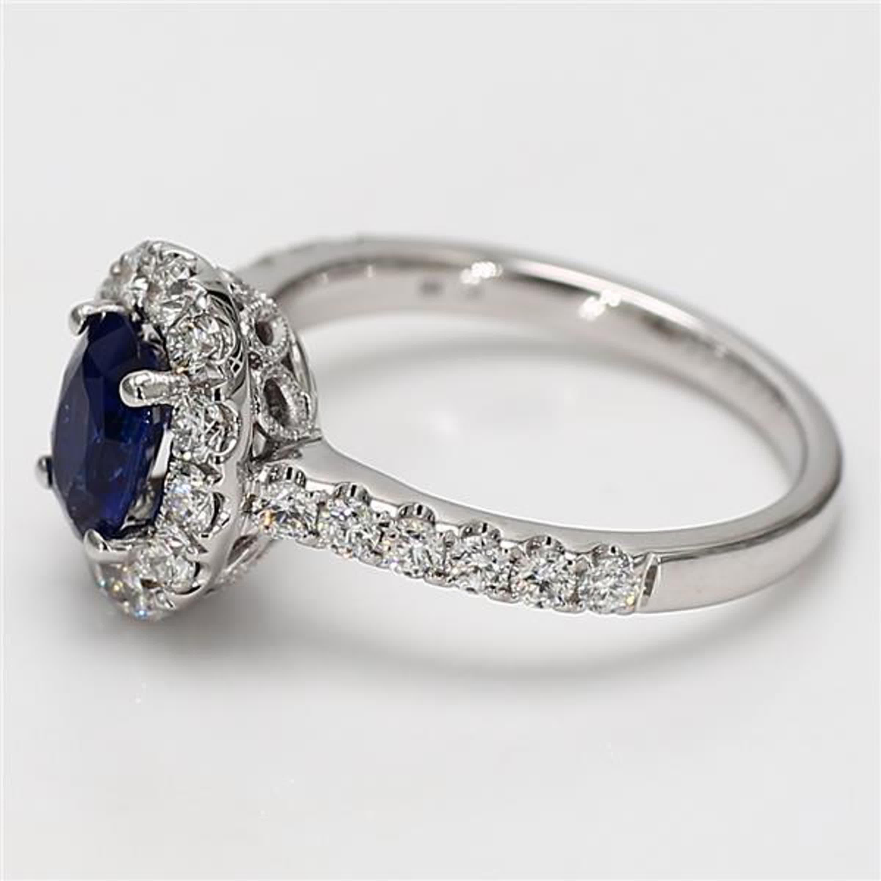 Oval Cut Natural Blue Oval Sapphire and White Diamond 1.88 Carat TW Gold Cocktail Ring For Sale