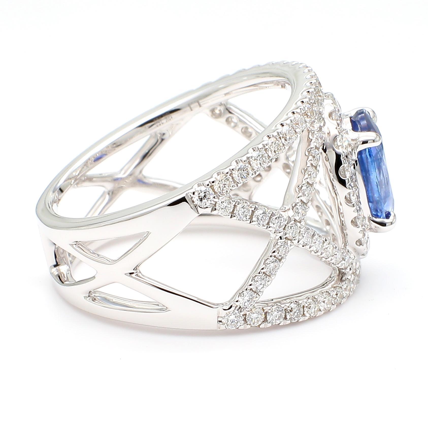 Natürlicher blauer ovaler Saphir und weißer Diamant 2.47 Karat TW Gold Cocktail-Ring (Ovalschliff) im Angebot
