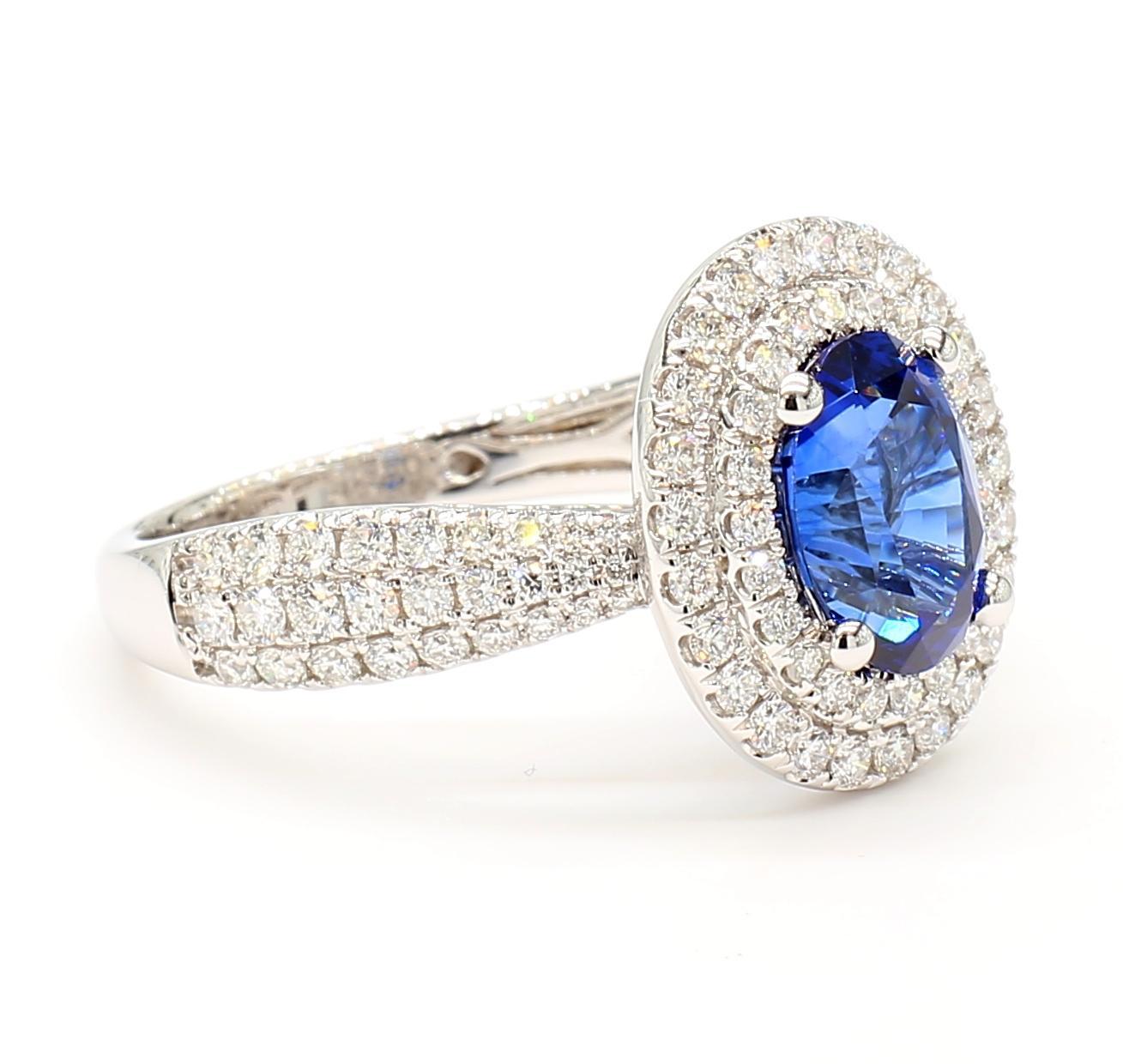 Natürlicher blauer ovaler Saphir und weißer Diamant 2.81 Karat TW Gold Cocktail-Ring (Ovalschliff) im Angebot