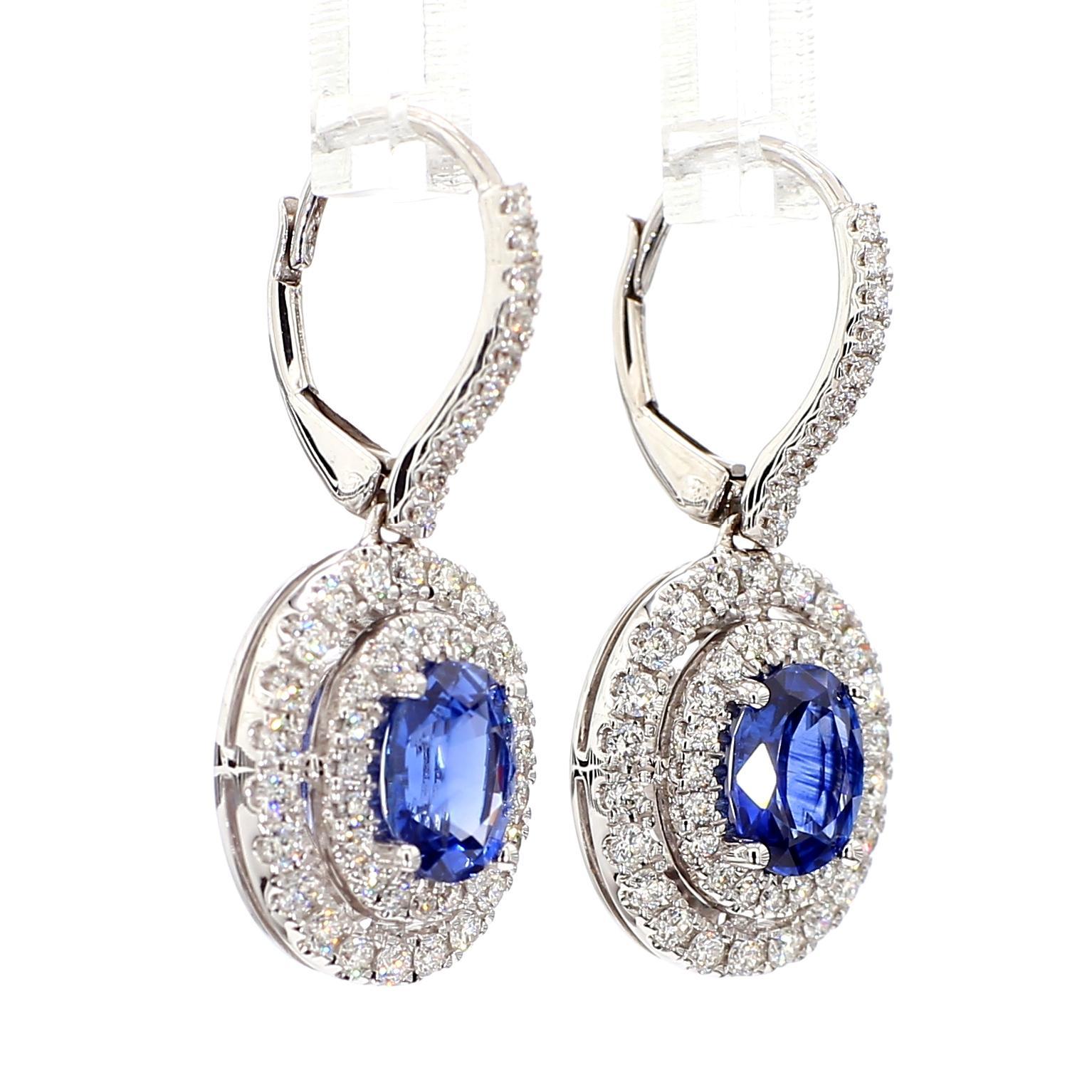 Taglio ovale Orecchini a goccia in oro con zaffiro ovale blu naturale e diamante bianco da 2.97 carati TW in vendita