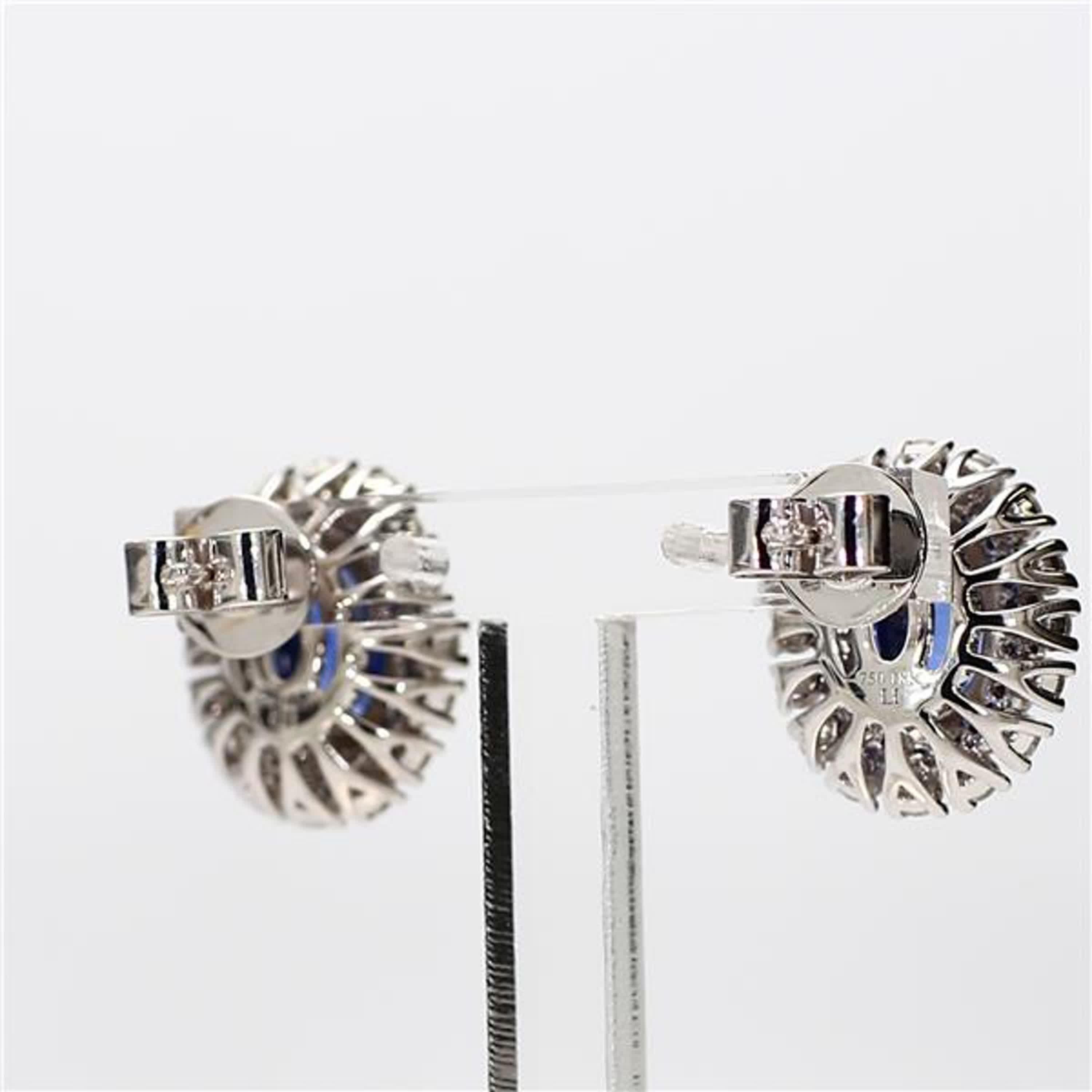 Natural Blue Oval Sapphire and White Diamond 3.48 Carat TW Gold Drop Earrings In New Condition For Sale In New York, NY