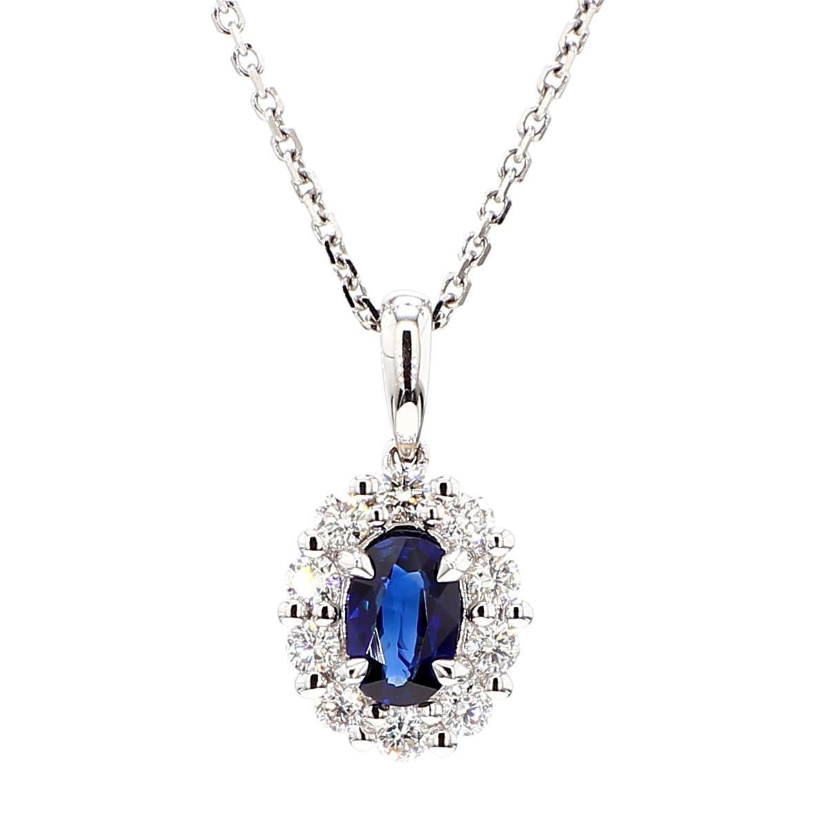 natürlicher blauer ovaler Saphir und weißer Diamant .96 Karat TW Weißgold Anhänger (Zeitgenössisch) im Angebot