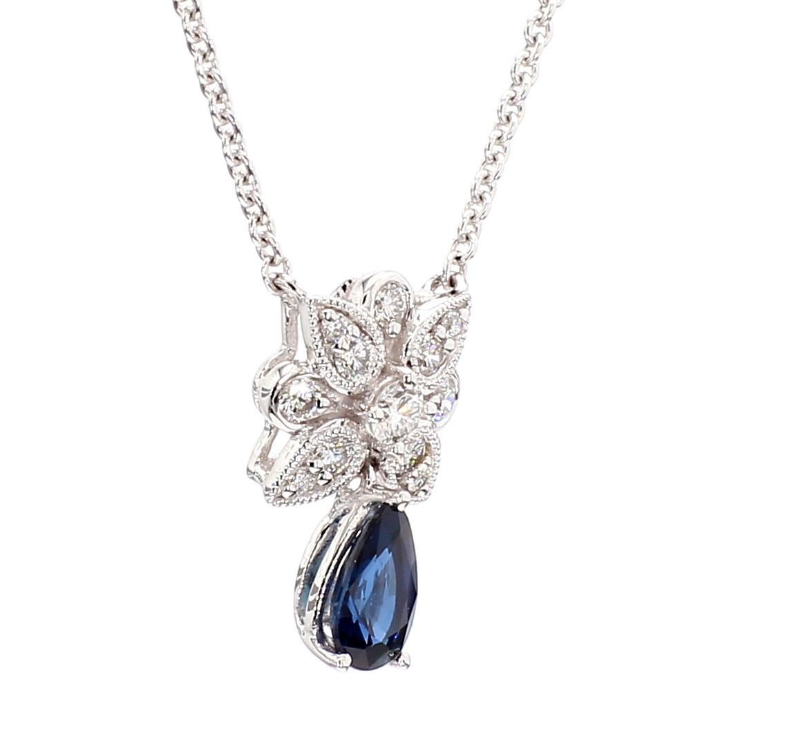 Taglio a goccia Collana in oro bianco con zaffiro blu perlato naturale e diamante bianco da 0,57 carati TW in vendita
