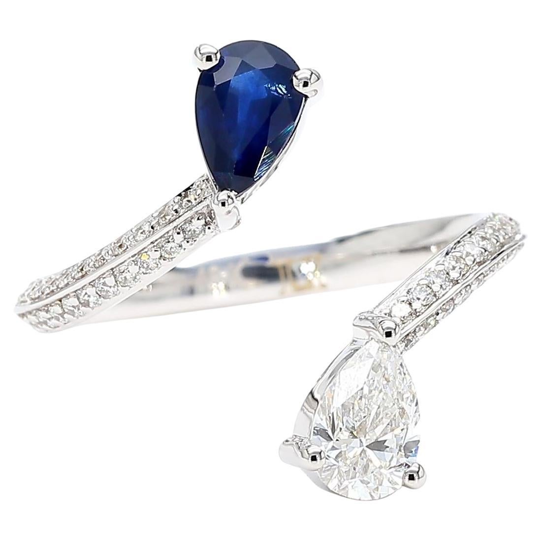 Anello cocktail in oro con zaffiro blu naturale e diamante bianco da 1.19 carati TW