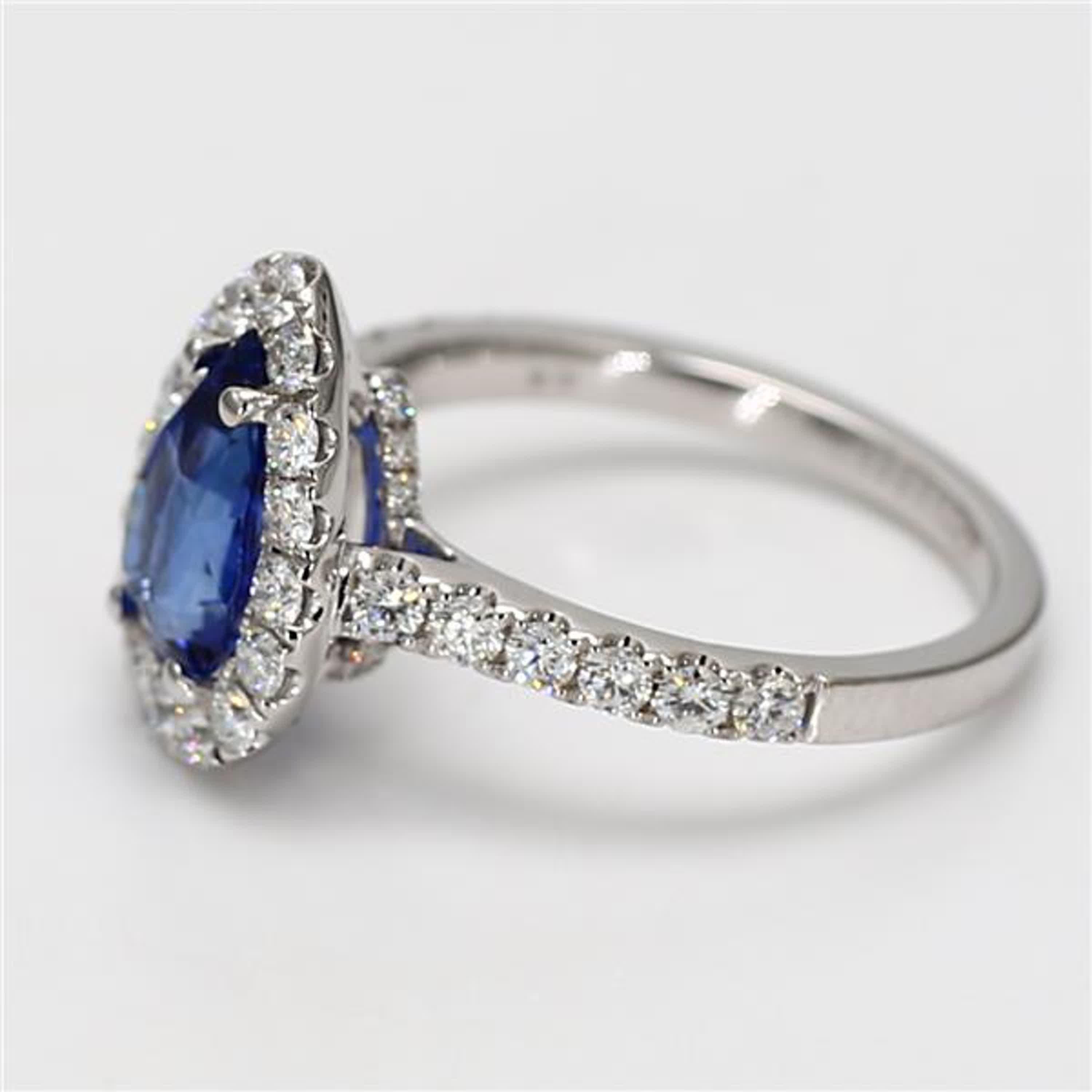 Pear Cut Natural Blue Pear Sapphire and White Diamond 2.58 Carat TW Gold Cocktail Ring For Sale