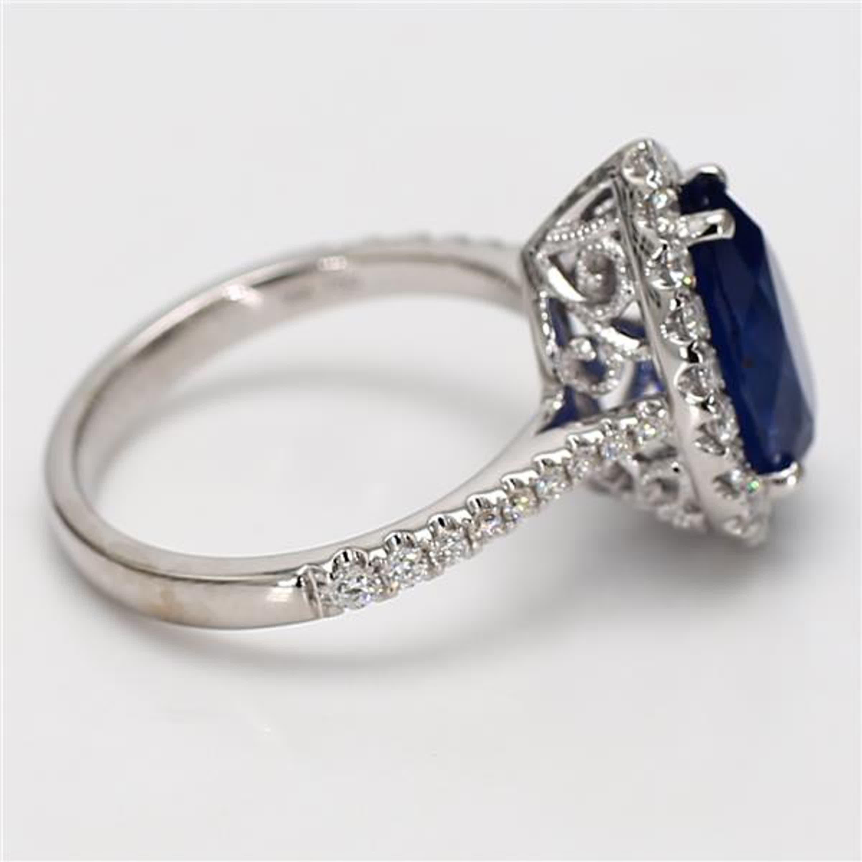 Natural Blue Pear Sapphire and White Diamond 4.29 Carat TW Gold Cocktail Ring For Sale 1