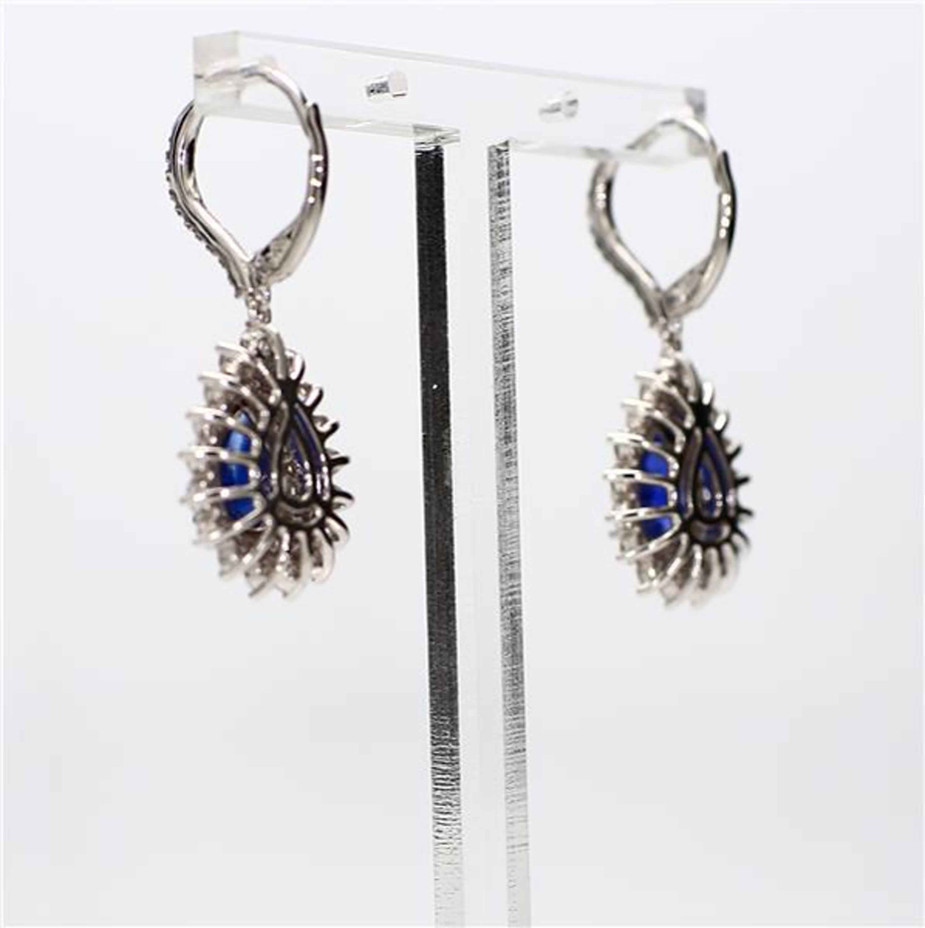 Natural Blue Pear Sapphire and White Diamond 4.40 Carat TW Gold Drop Earrings In New Condition For Sale In New York, NY