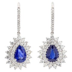 Boucles d'oreilles pendantes en or avec saphir poire bleu naturel et diamant blanc de 4.40 carat TW