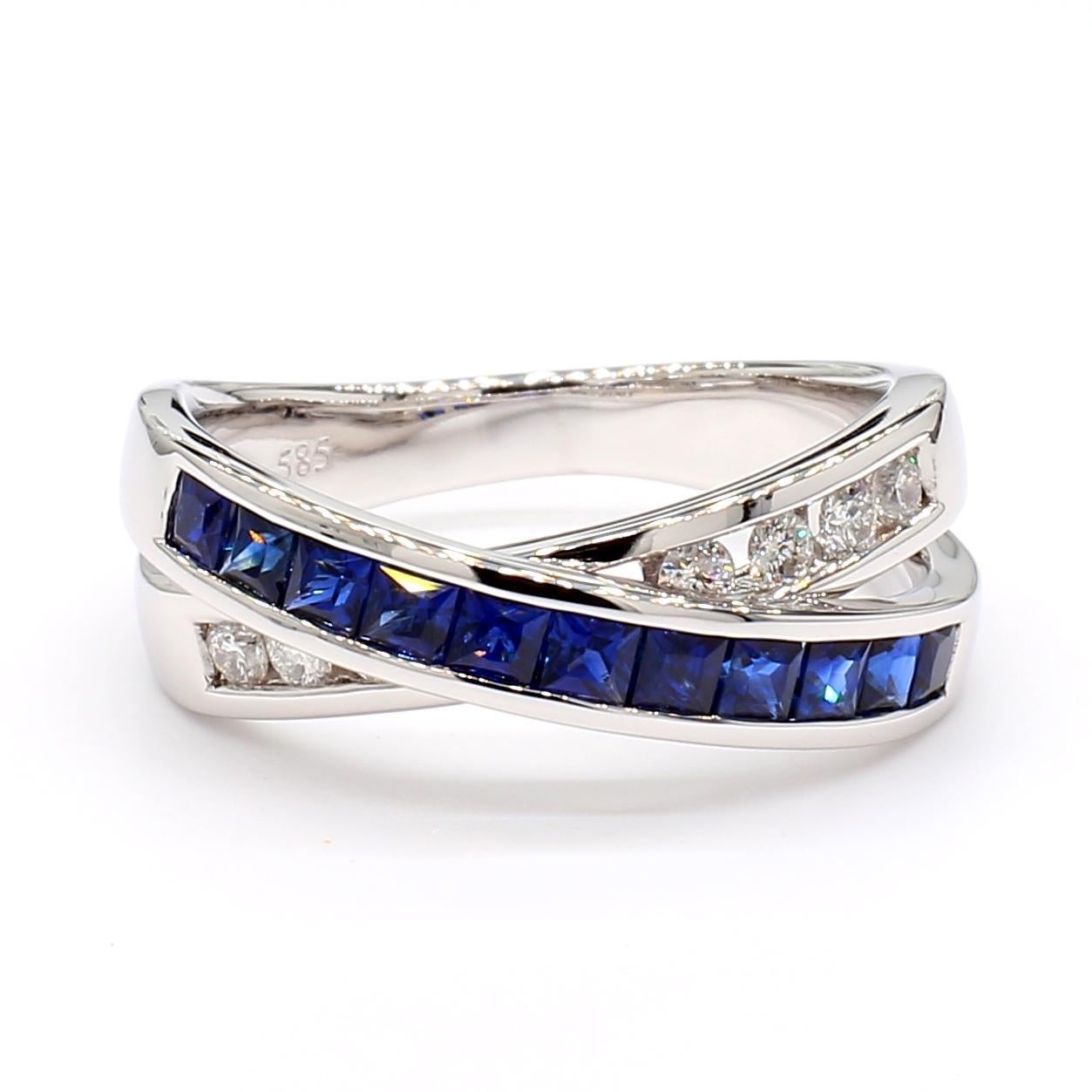 Contemporary Natural Blue Princess Sapphire and Diamond 1.15 Carat TW Gold Cocktail Band For Sale