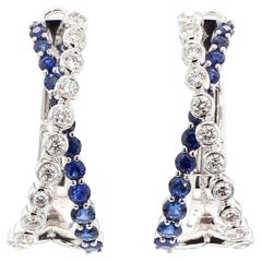 Pendientes de aro de oro con zafiro redondo azul natural y diamante de 2.01 quilates TW
