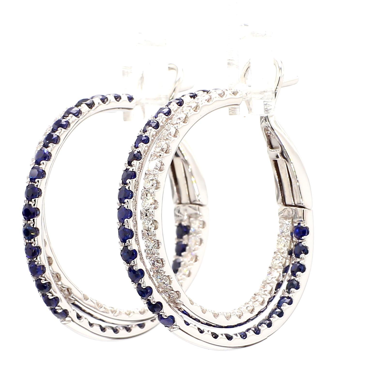 Die schönen Saphir-Ohrringe von RareGemWorld. Montiert in einer schönen 18K Weißgold-Fassung mit natürlichen runden geschliffenen blauen Saphiren, ergänzt durch natürliche runde weiße Diamanten Nahkampf. Diese Ohrringe werden Sie garantiert