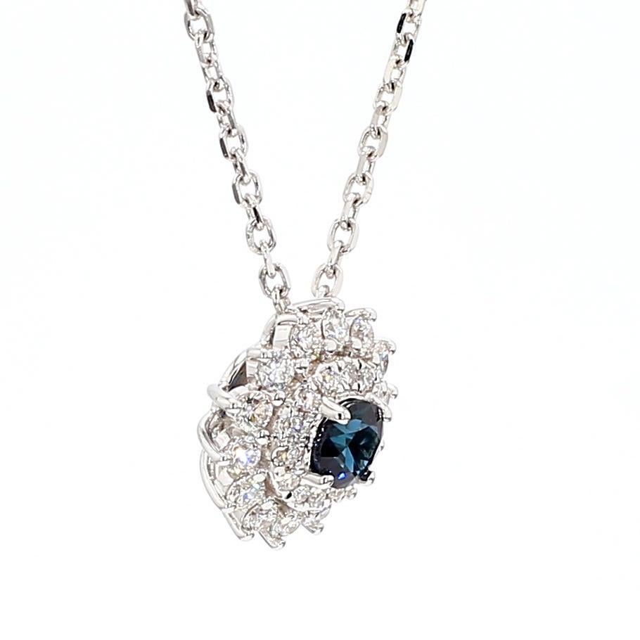Taille ronde Pendentif en or de 0.72 carat poids total avec saphir rond bleu naturel et diamant blanc en vente