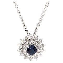 Colgante de gota de oro con zafiro redondo azul natural y diamante blanco de 0.72 quilates TW