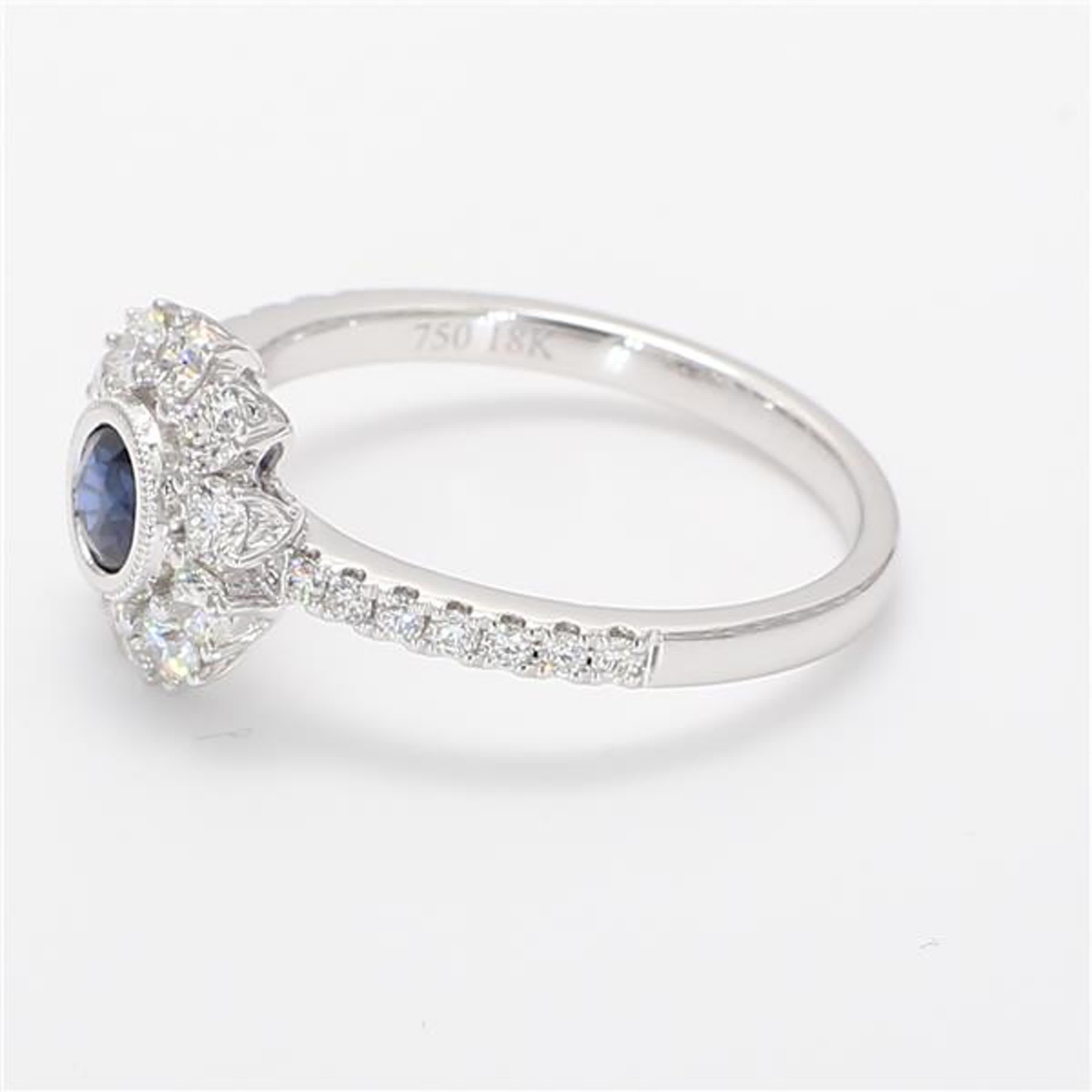 Natural Blue Round Sapphire and White Diamond 1.00 Carat TW White Gold Ring In New Condition For Sale In New York, NY