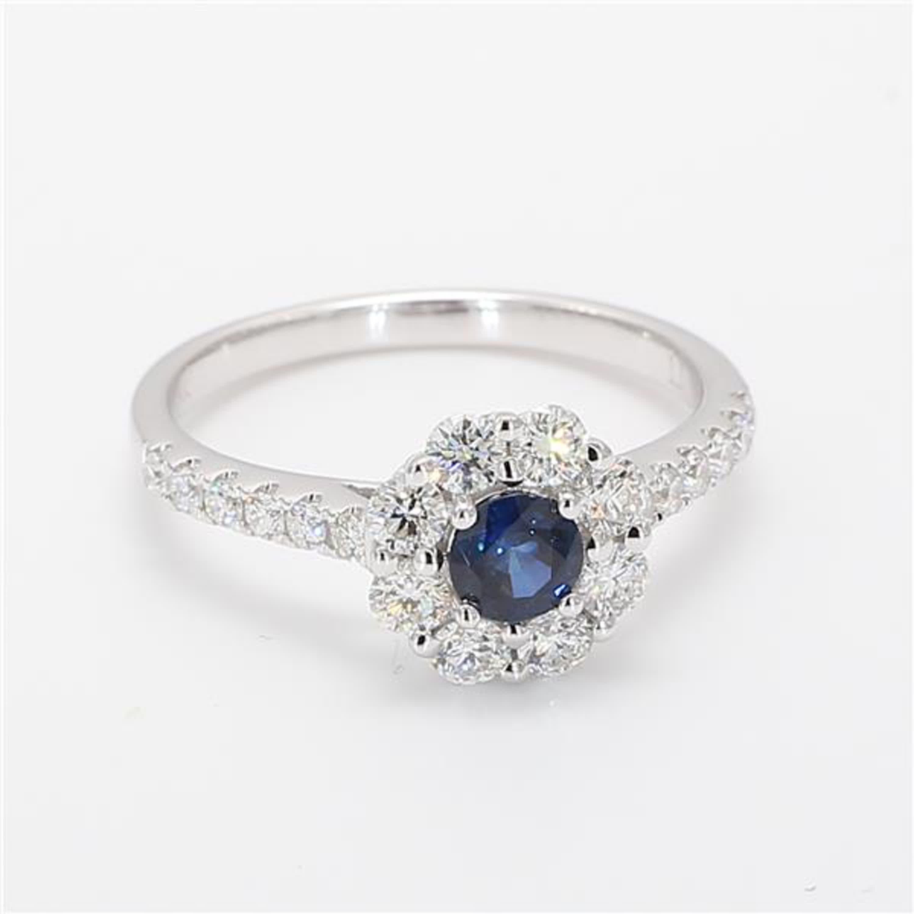 Natural Blue Round Sapphire and White Diamond 1.05 Carat TW White Gold Ring For Sale 1