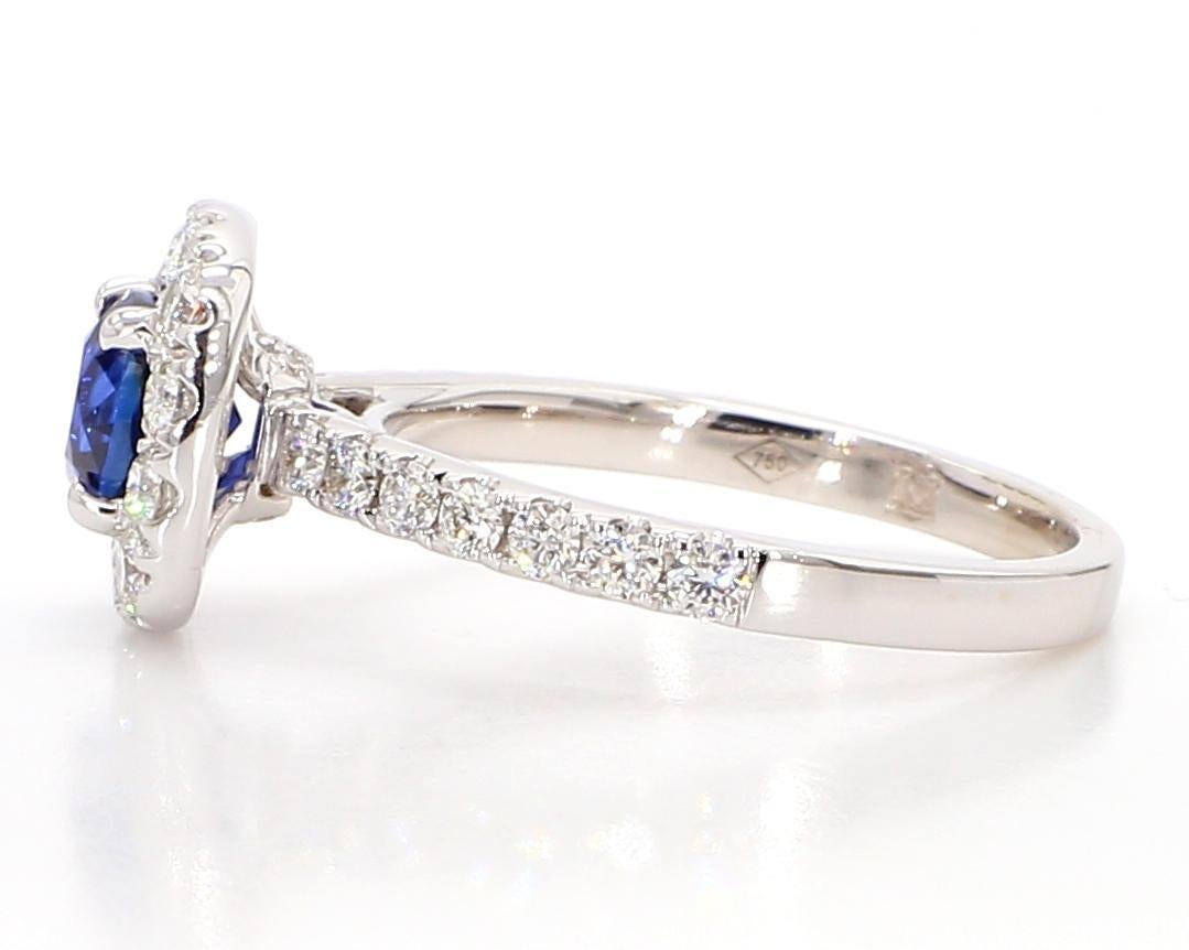 Natürlicher blauer runder Saphir und weißer Diamant 1.97 Karat TW Gold Cocktail-Ring im Zustand „Neu“ im Angebot in New York, NY