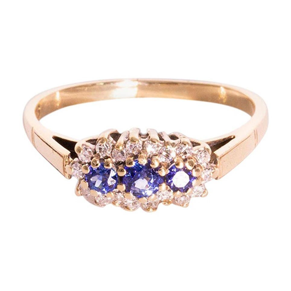 Natural Blue Round Sapphires and Diamond 9 Carat Gold Vintage Cluster Ring