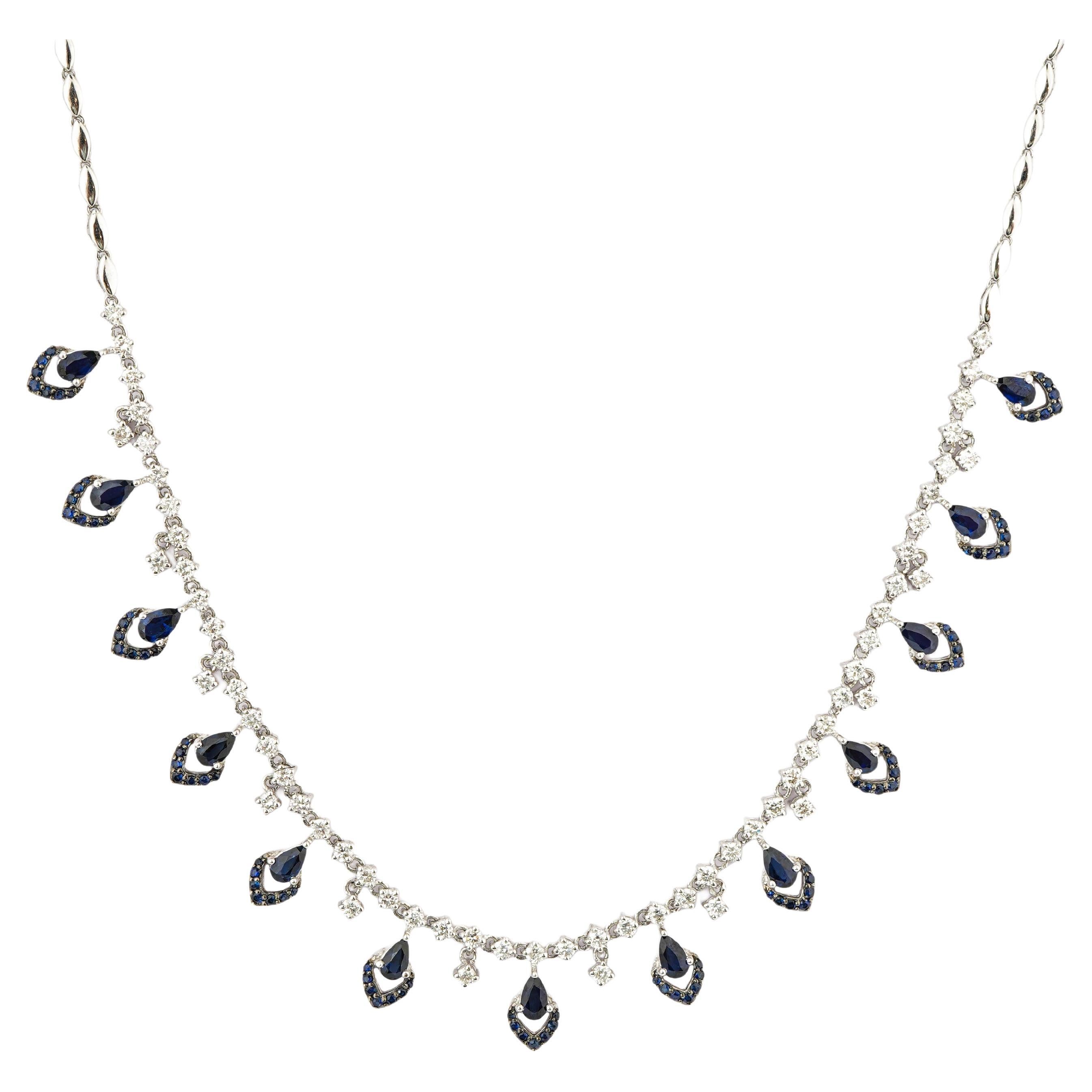 Collana con zaffiro blu naturale da 2,85 carati e diamante da 1,93 carati in oro 18 carati in vendita