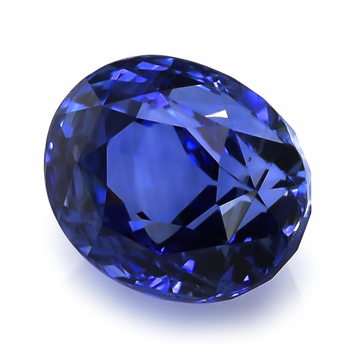 Modern GIA Certified 4.67 Carat Natural Blue Sapphire, Sapphire Gift Idea, Sapphire Gem For Sale