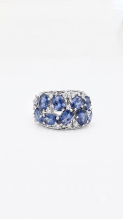 Natural Blue Sapphire 5.75CTS & Diamond 0.38CTS Ring in 18k Gold