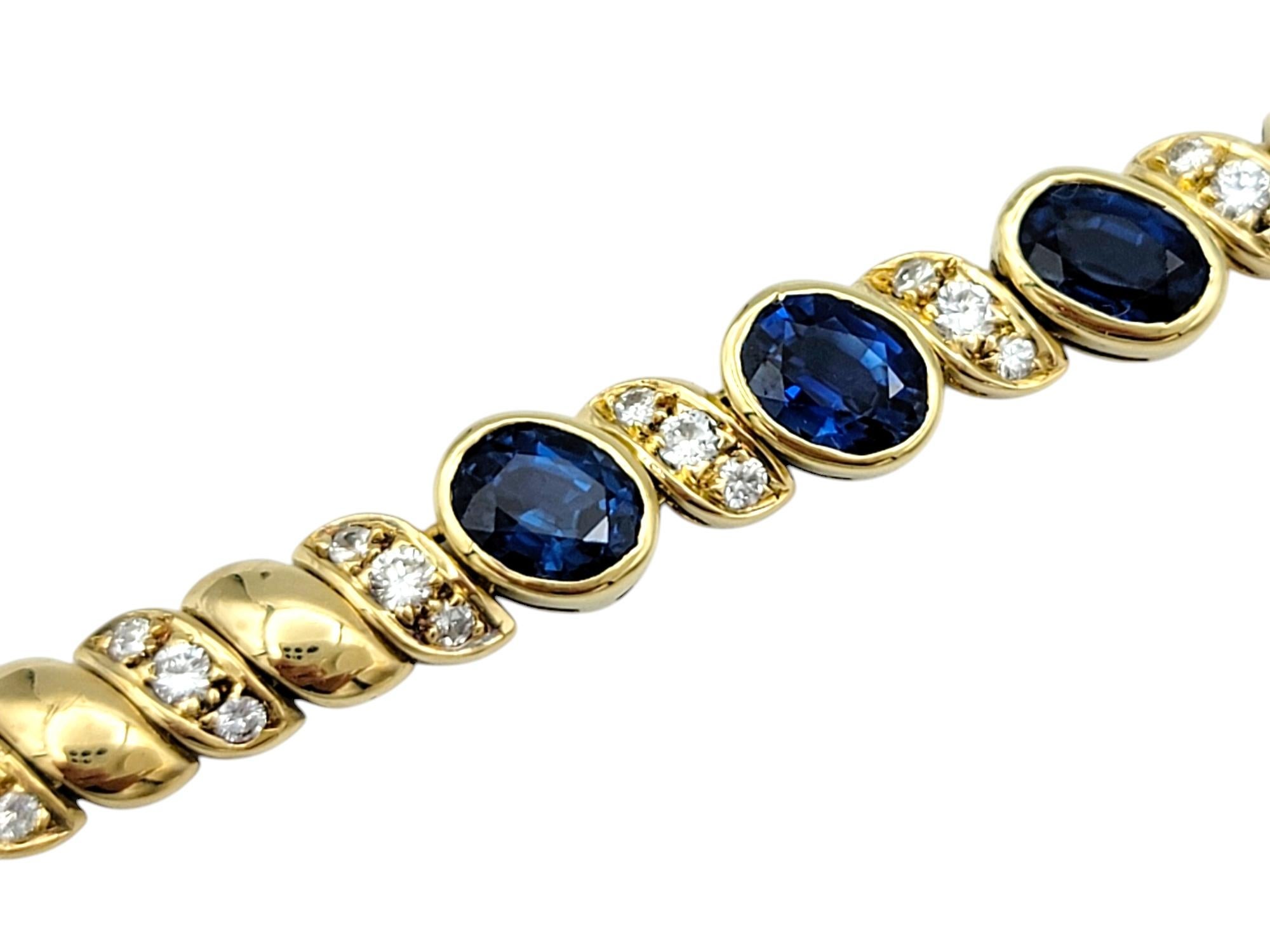 Contemporary Natural Blue Sapphire and Diamond Line Bracelet in Polished 18 Karat Yellow Gold For Sale