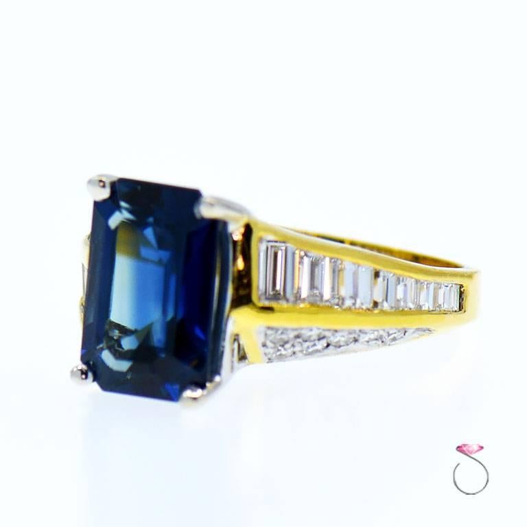 Contemporary Natural Blue Sapphire and Diamond Ring, 4.95 Carat 18 Karat Yellow Gold