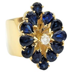 Anillo de cóctel apilado de zafiro azul natural y diamantes Oro amarillo de 14 quilates
