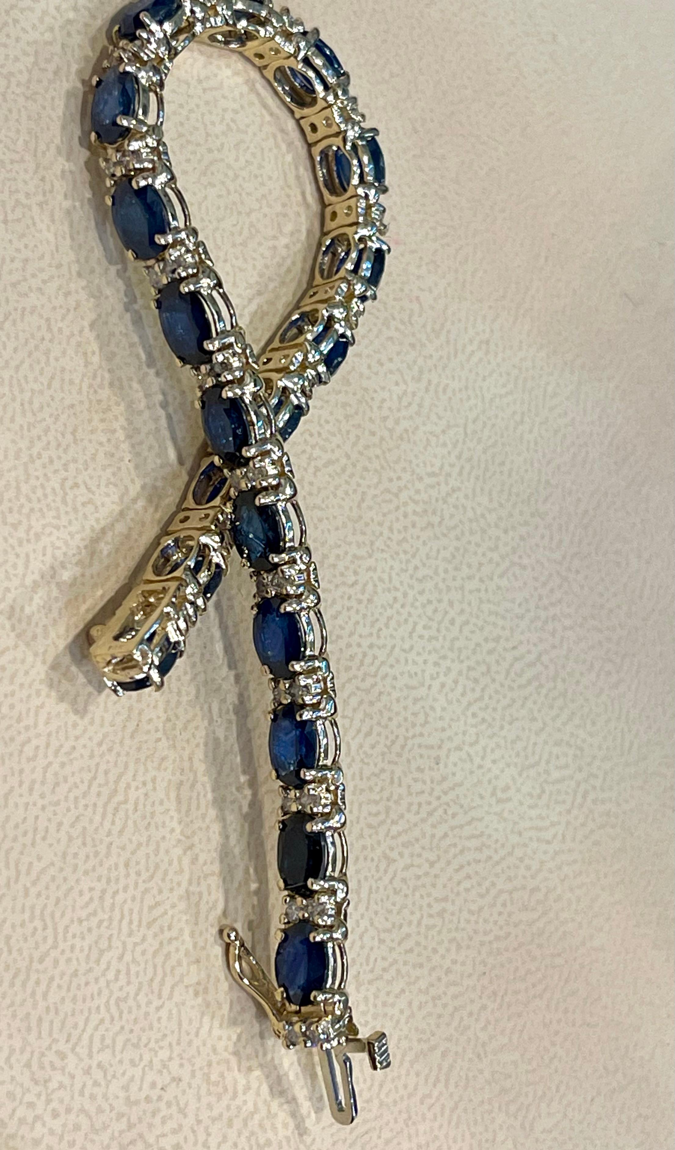 Natural Blue Sapphire and Diamond Tennis Bracelet 14 Karat Yellow Gold For Sale 3