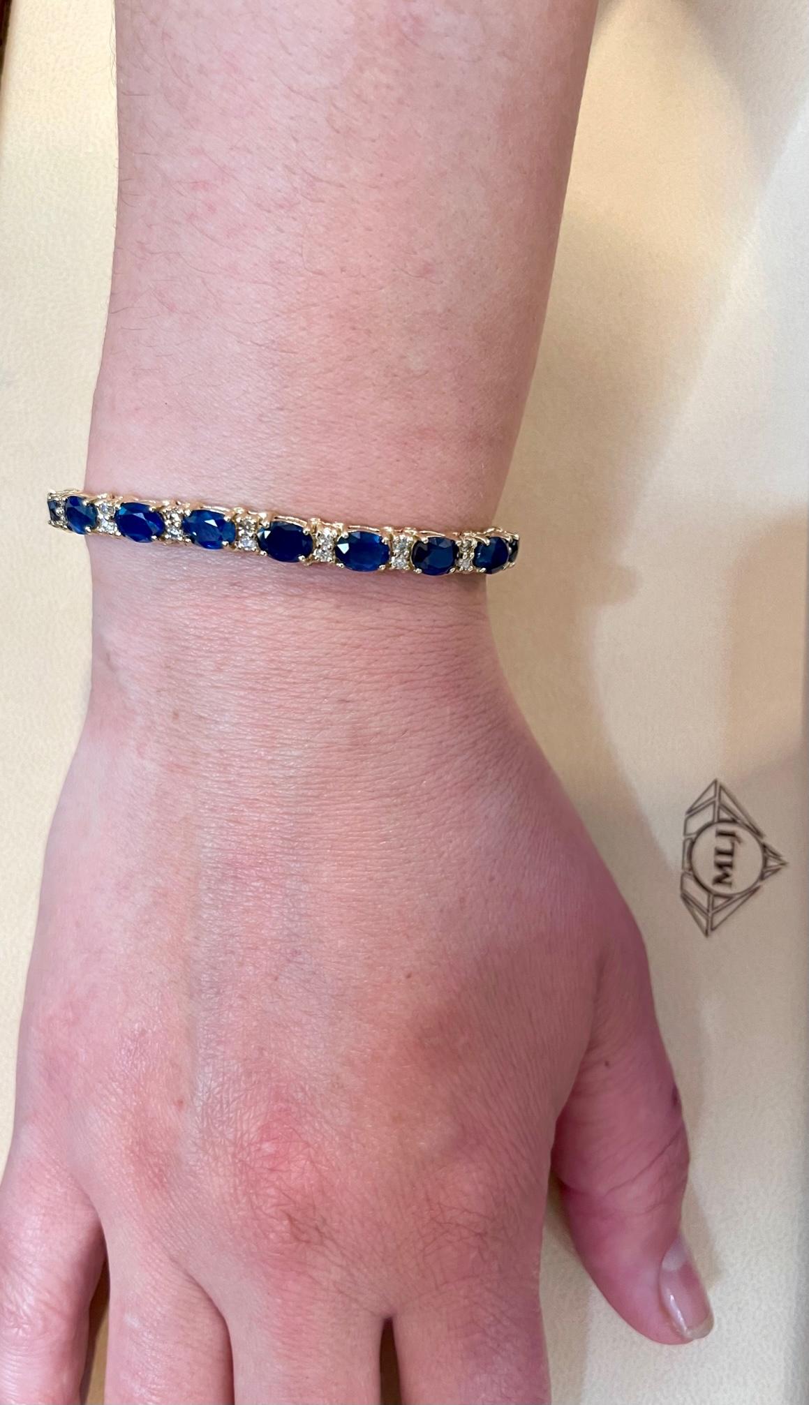 Natural Blue Sapphire and Diamond Tennis Bracelet 14 Karat Yellow Gold For Sale 6