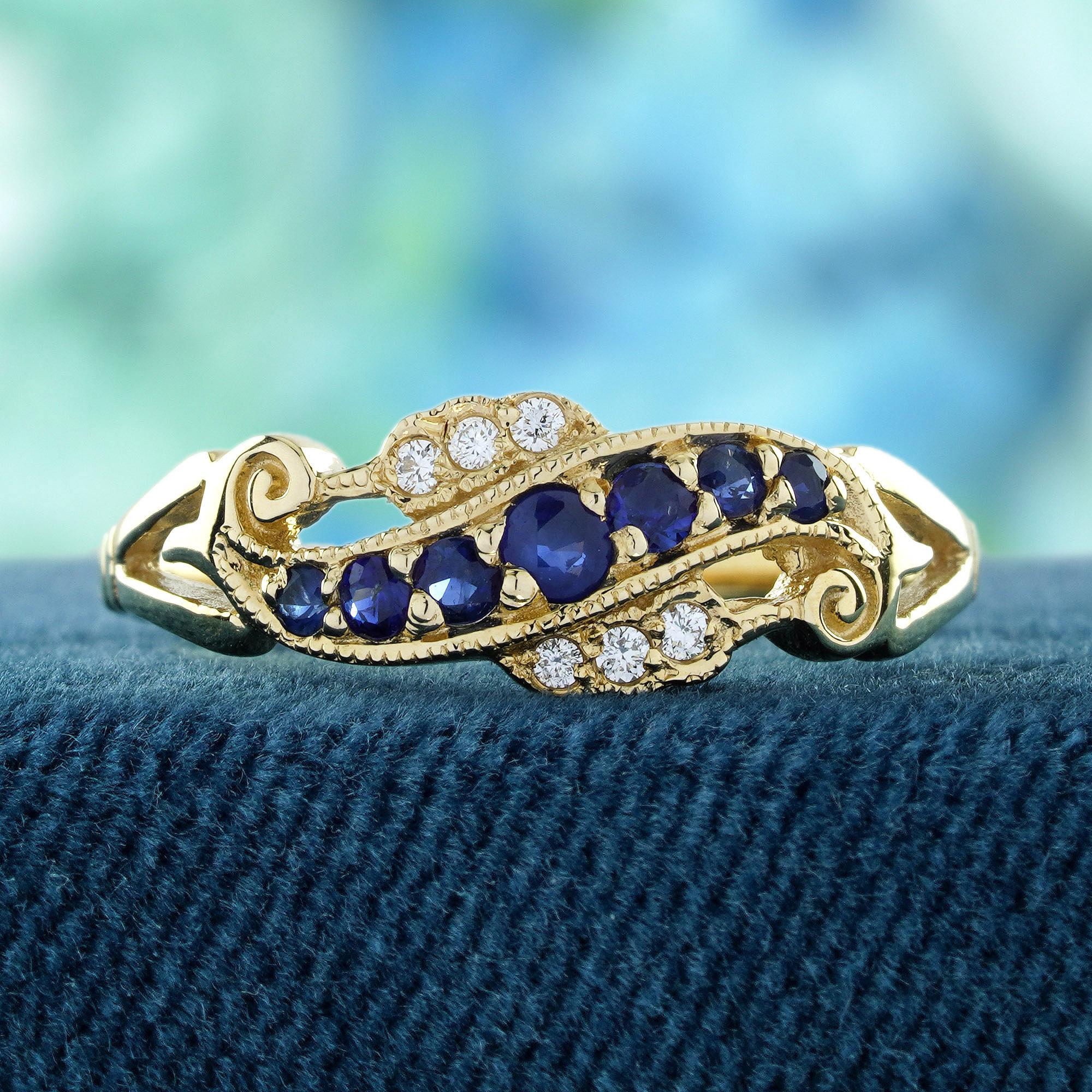 Ornez votre main de cette bague d'inspiration vintage, témoin de son allure délicate et distinctive. Son anneau et sa monture au design complexe évoquent l'élégance des époques passées et résonnent d'un charme durable. En son centre reposent sept