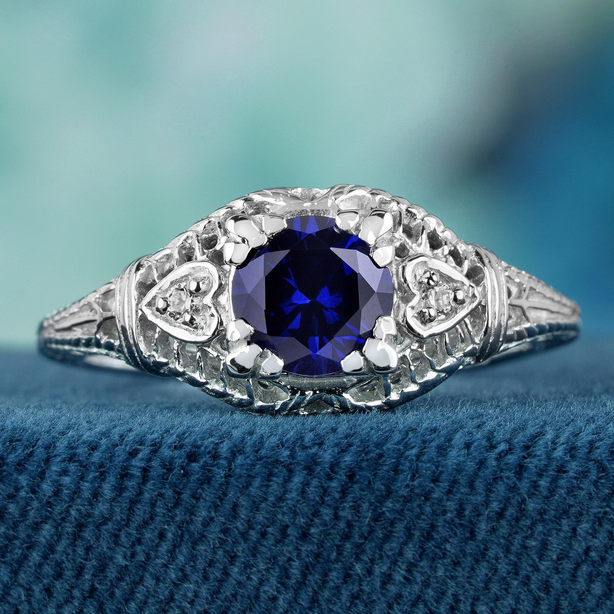 Ring aus massivem 9 Karat Weißgold mit natürlichem blauem Saphir und Diamant im Vintage-Stil (Edwardian) im Angebot