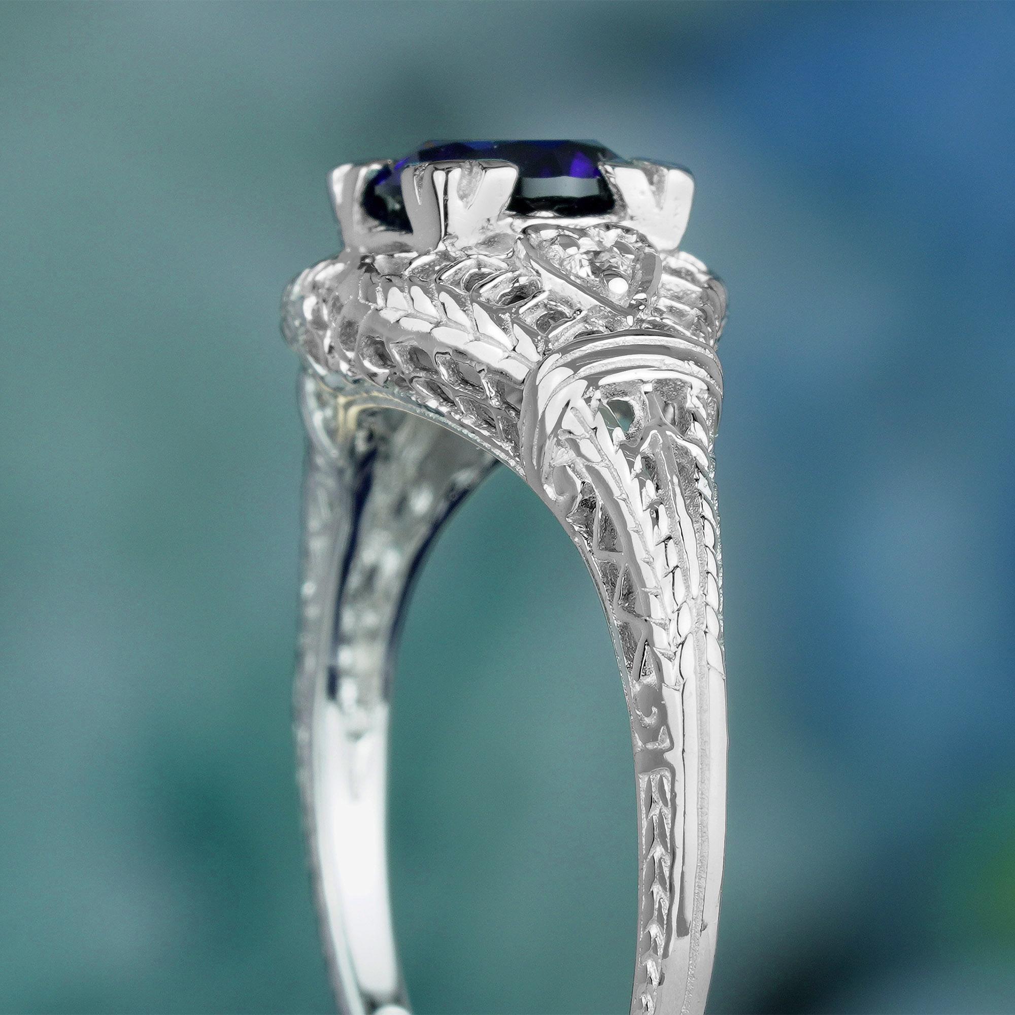Ring aus massivem 9 Karat Weißgold mit natürlichem blauem Saphir und Diamant im Vintage-Stil Damen im Angebot