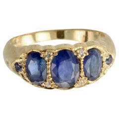 Trinity-Ring aus massivem 9 Karat Gold mit natürlichem blauem Saphir und Diamant im Vintage-Stil