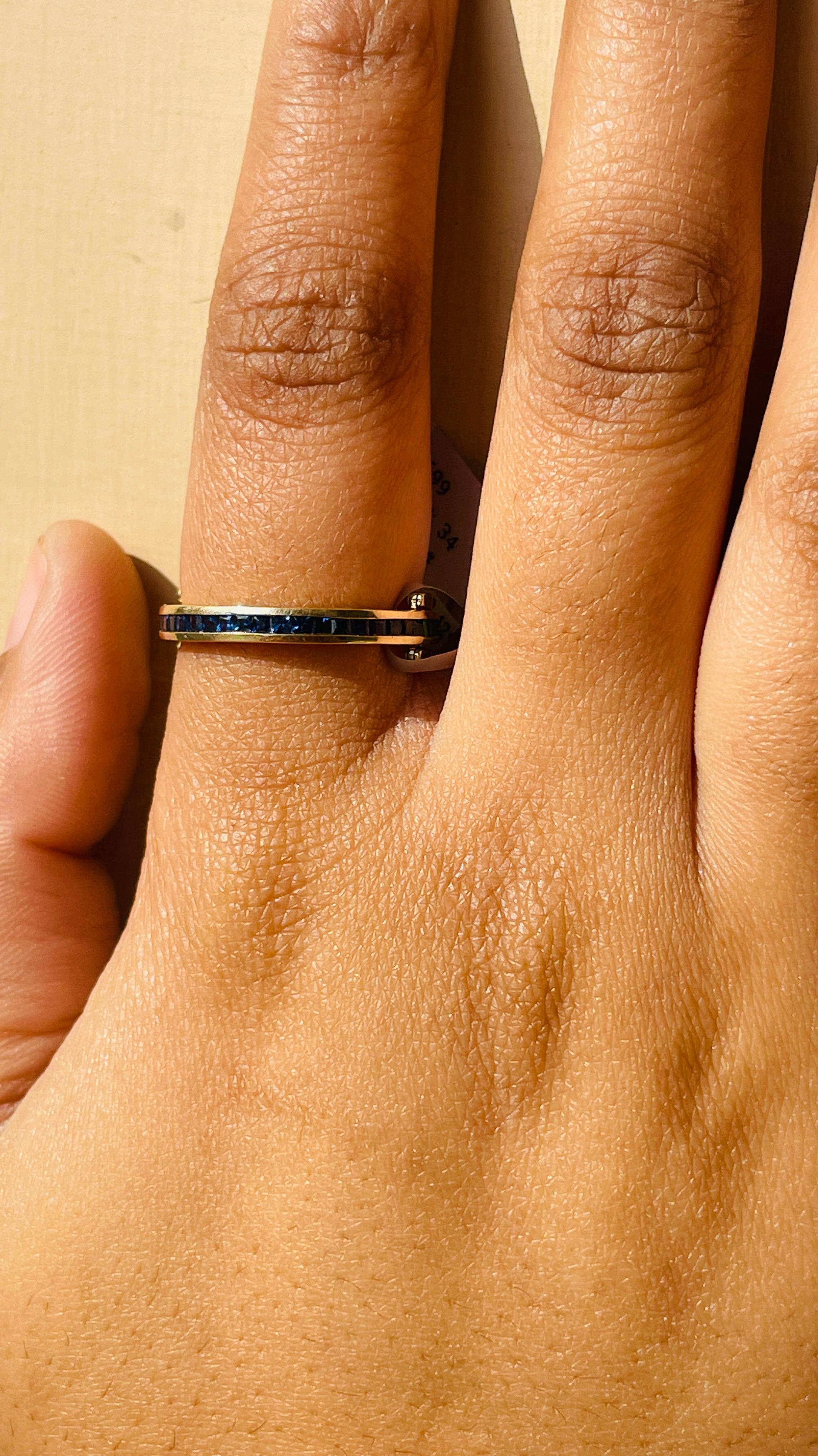 For Sale:  Natural Blue Sapphire and Emerald Spinner Magic Ring in 14k Solid Yellow Gold 3