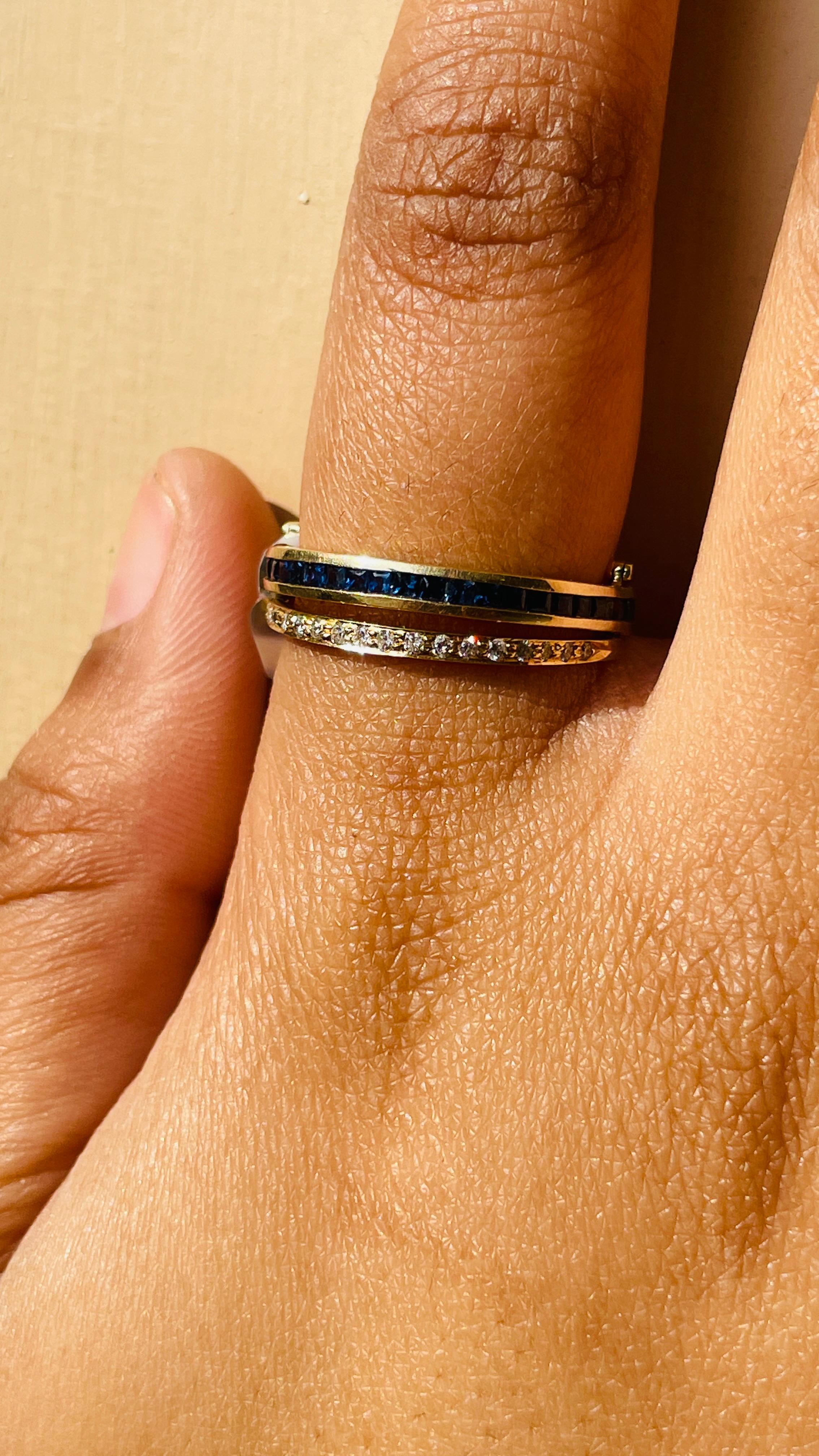 For Sale:  Natural Blue Sapphire and Emerald Spinner Magic Ring in 14k Solid Yellow Gold 9