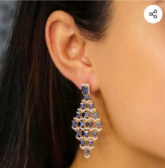 Natural Blue Sapphire & Diamond Earring in 18k Gold
