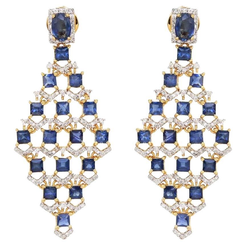 Natural Blue Sapphire & Diamond Stud Earrings in 18K Gold, 6.28ct For Sale