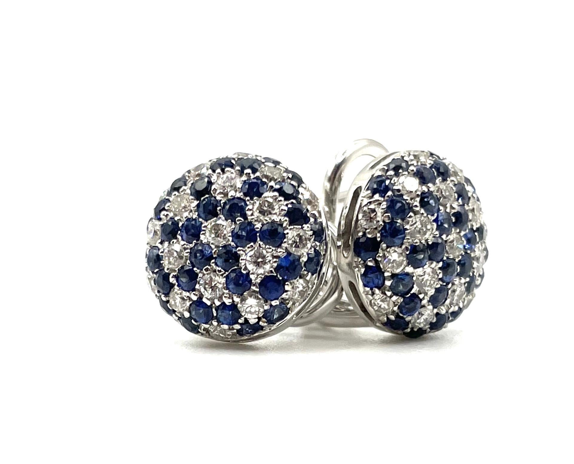 Contemporary Natural Blue Sapphire & Diamond Flower Motif Puff Earring in 18kt White Gold For Sale