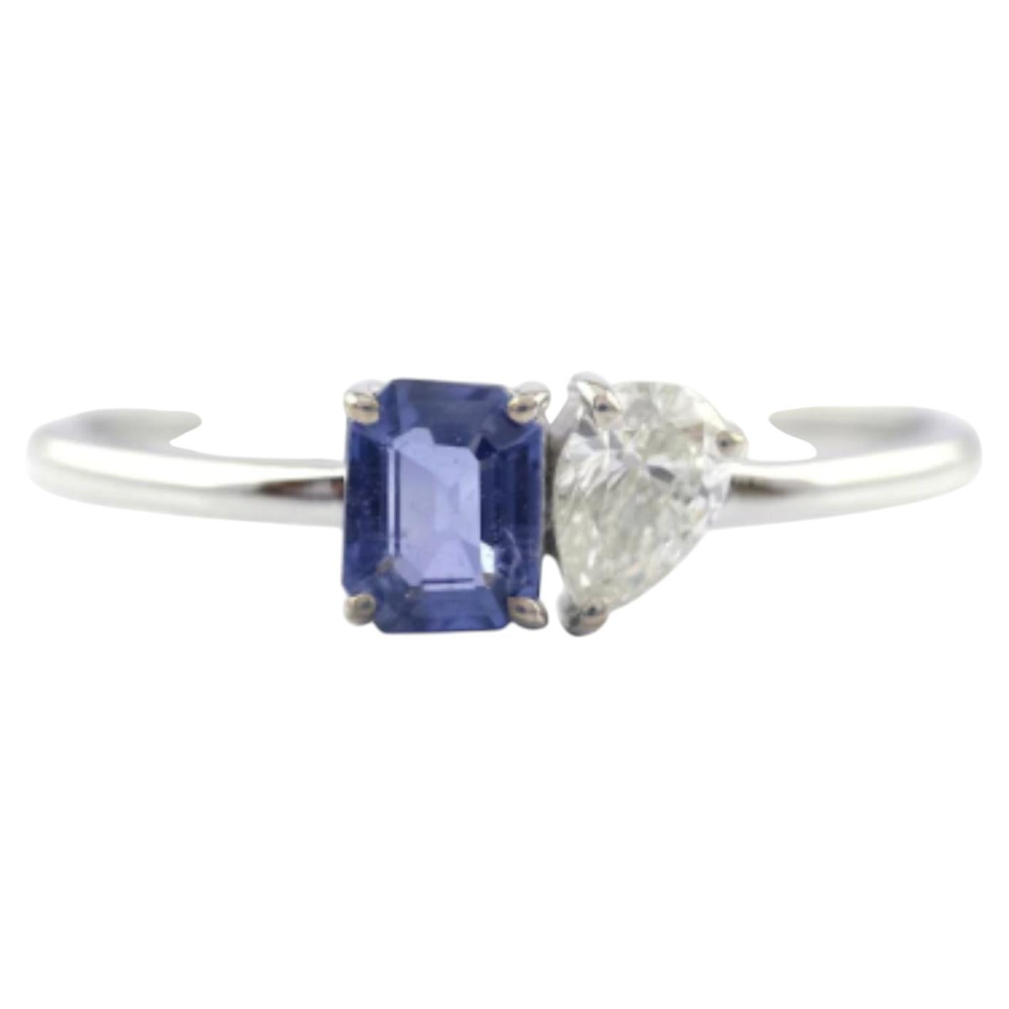 Natural Blue Sapphire 0.45ct & Diamond 0.21ct Ring in 14K Gold, India For Sale