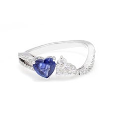 Bague en or 18k avec saphir bleu naturel et diamant