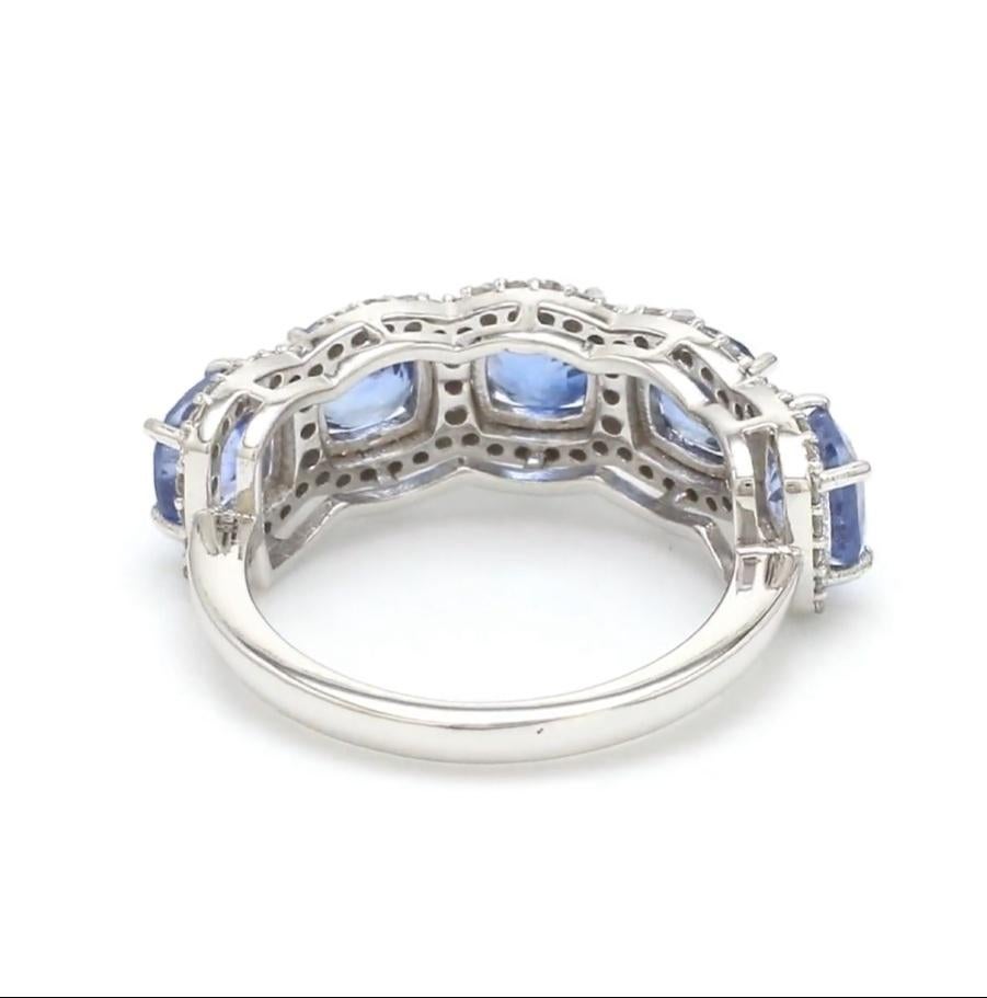 Natural blue sapphire diamond ring in 18k gold im Zustand „Neu“ im Angebot in jaipur, IN
