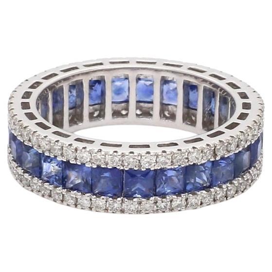 Natural blue sapphire diamond ring in 18k gold