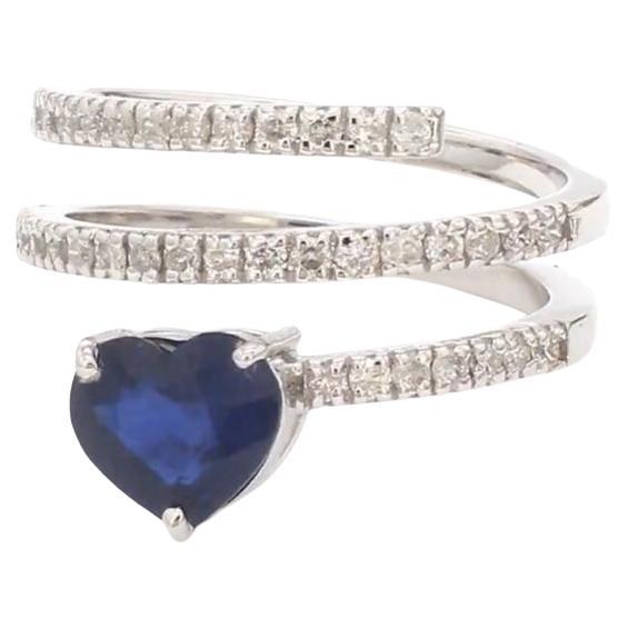 Natural blue sapphire diamond ring in 18k gold